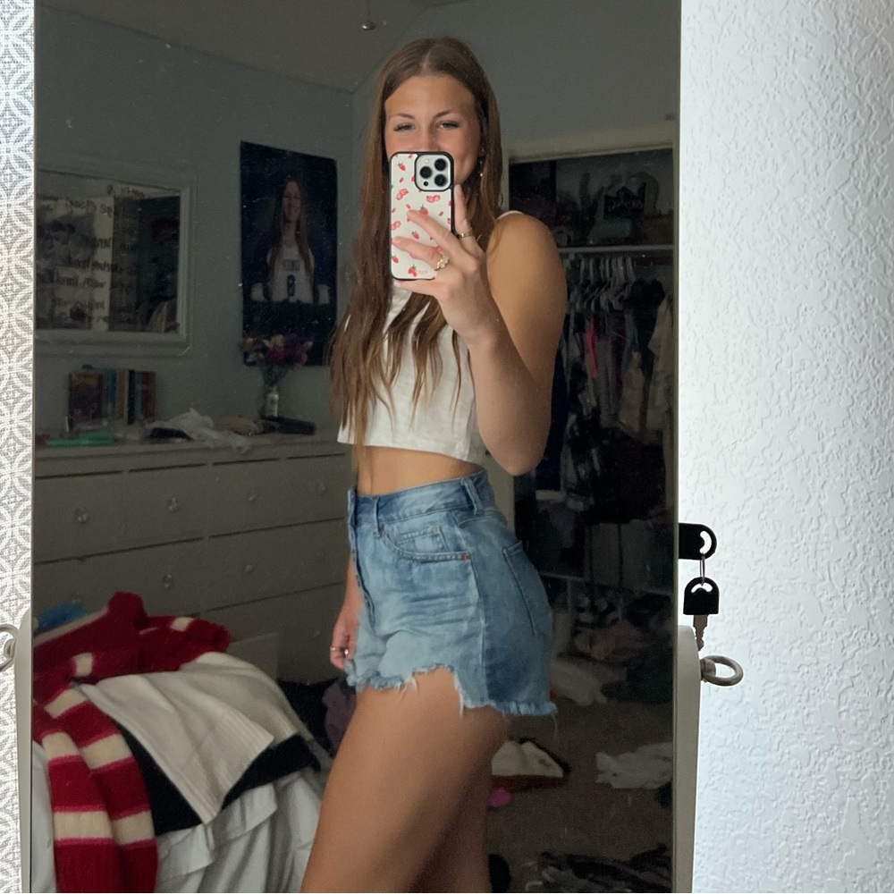 Light wash Jean shorts